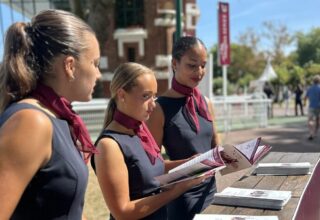 ✨ Des sourires, de l’élégance et un service accueil premium ✨